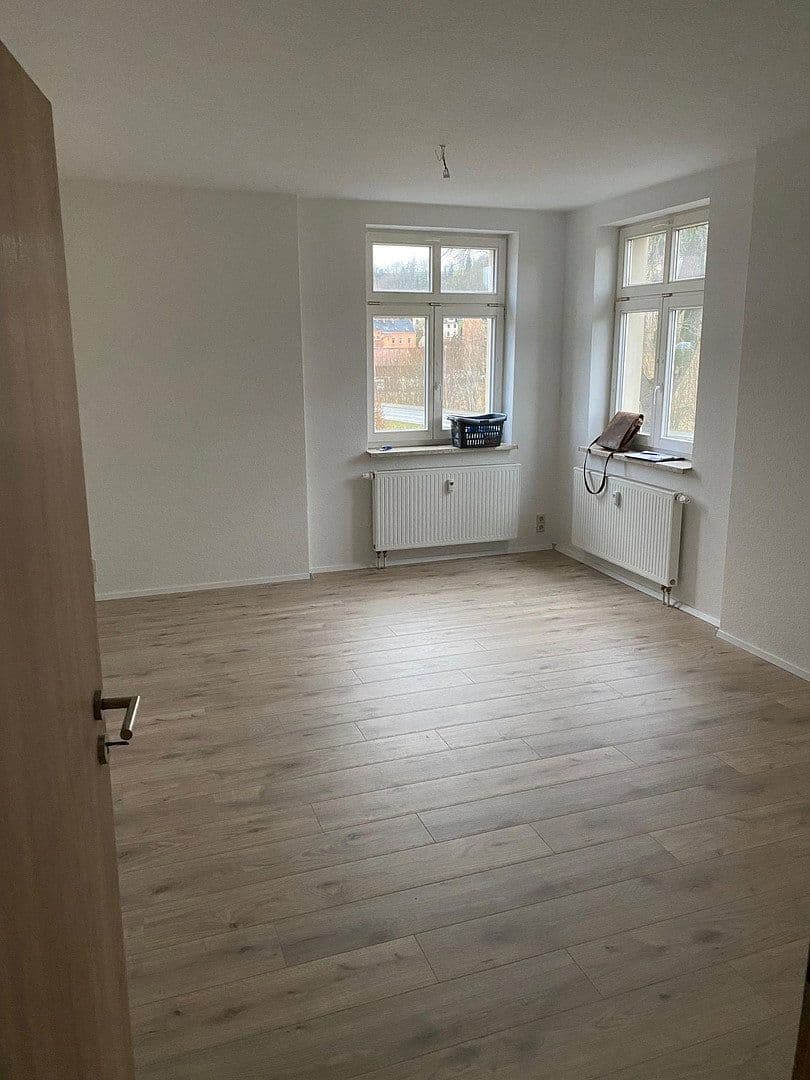 Prenájom bytu 2-izbový 58 m², Bahnhofstraße 4, Reichenbach, Sasko Prenájom bytu 2-izbový 58 m², Bahnhofstraße 4, Reichenbach, Sasko