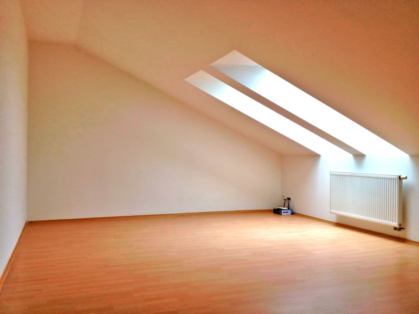Prenájom bytu 2-izbový 77 m², Mladých Běchovic, Praha, Praha Prenájom bytu 2-izbový 77 m², Mladých Běchovic, Praha, Praha