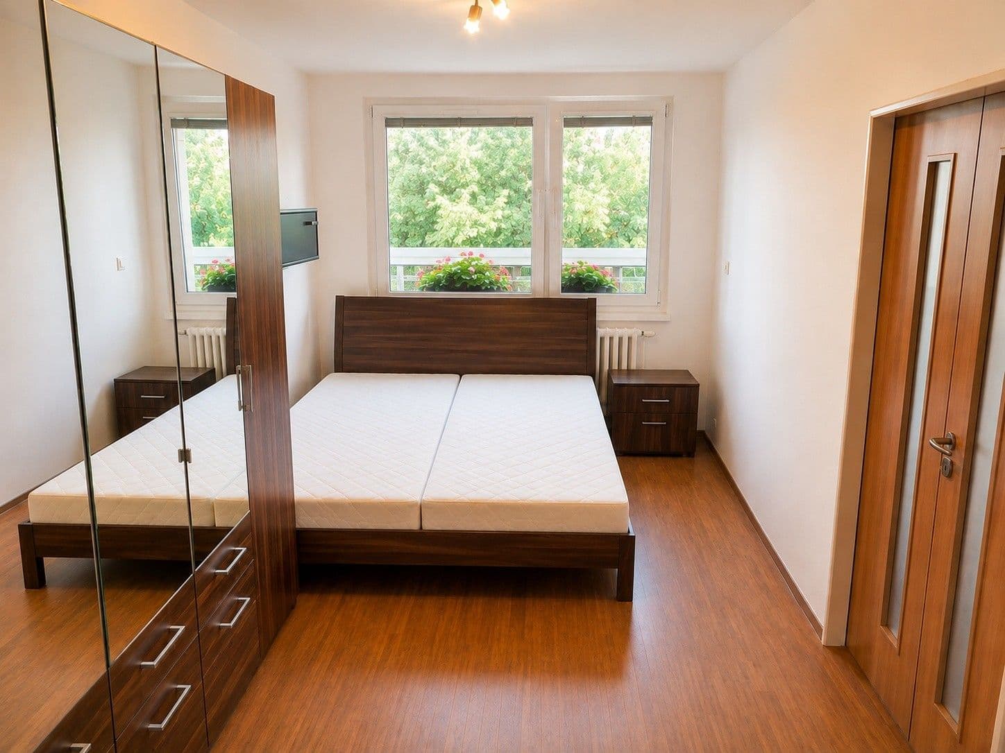 Prenájom bytu 3-izbový 75 m², Lešenská, Praha, Praha Prenájom bytu 3-izbový 75 m², Lešenská, Praha, Praha