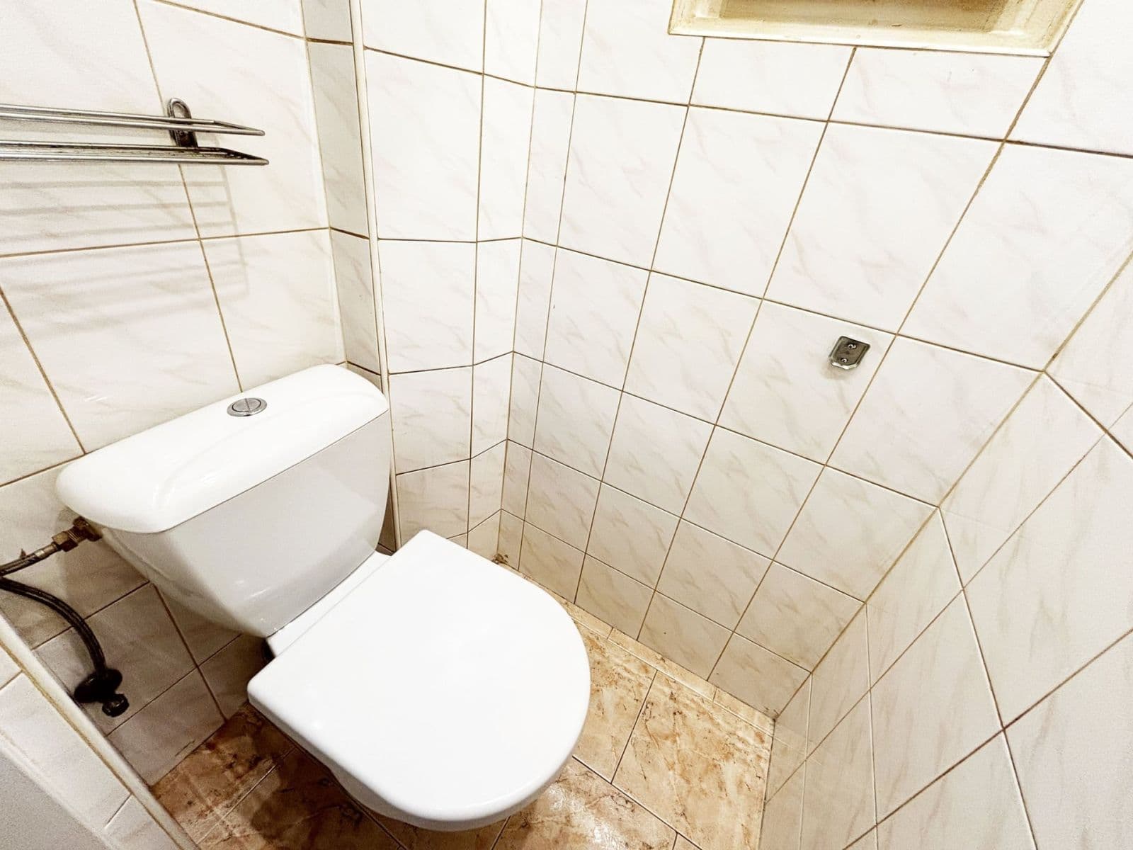 Prenájom bytu 1-izbový 48 m², Chrudimská, Praha, Praha Prenájom bytu 1-izbový 48 m², Chrudimská, Praha, Praha