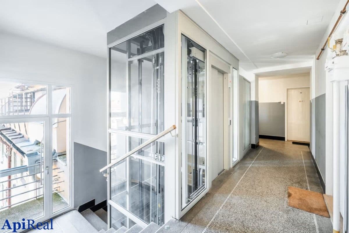 Predaj bytu 2-izbový 69 m², Kloboučnická, Praha, Praha Predaj bytu 2-izbový 69 m², Kloboučnická, Praha, Praha