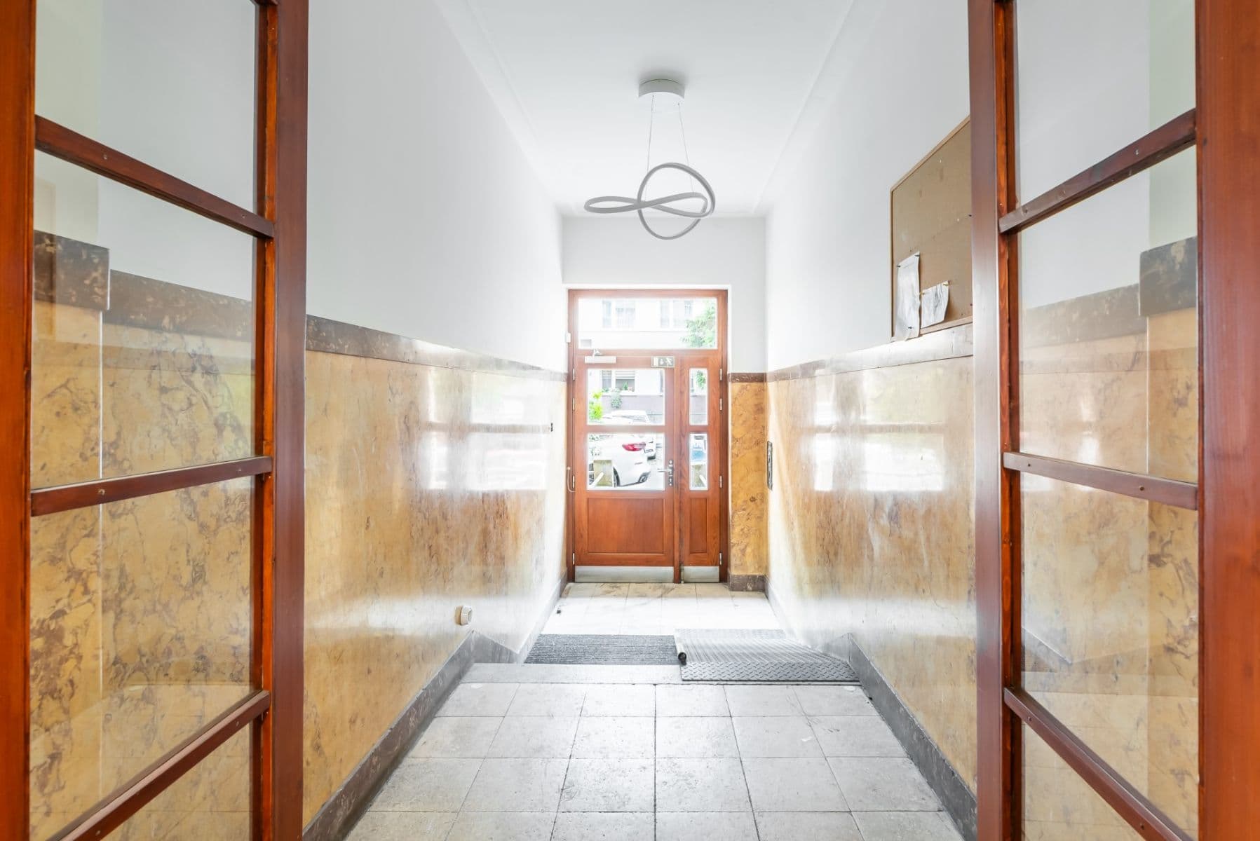Predaj bytu 2-izbový 69 m², Kloboučnická, Praha, Praha Predaj bytu 2-izbový 69 m², Kloboučnická, Praha, Praha