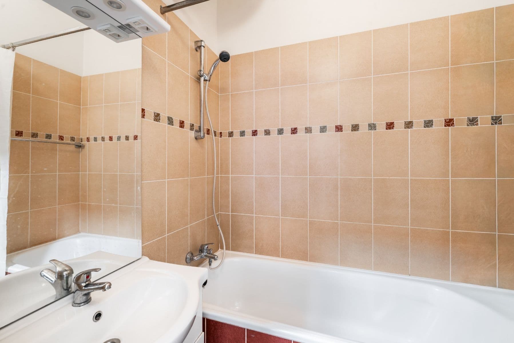 Predaj bytu 2-izbový 55 m², Kloboučnická, Praha, Praha Predaj bytu 2-izbový 55 m², Kloboučnická, Praha, Praha