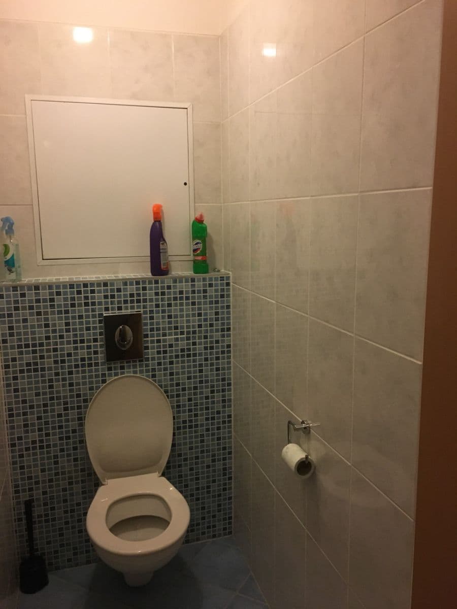 Prenájom bytu 2-izbový 50 m², U Domu služeb, Praha, Praha Prenájom bytu 2-izbový 50 m², U Domu služeb, Praha, Praha