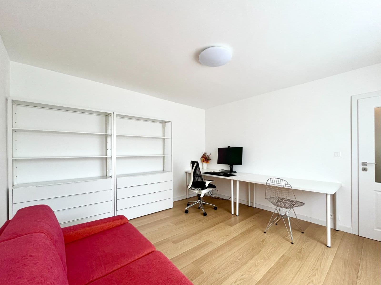 Prenájom bytu 3-izbový 80 m², J. Hollého, Dolné Kočkovce, Trenčiansky kraj Prenájom bytu 3-izbový 80 m², J. Hollého, Dolné Kočkovce, Trenčiansky kraj