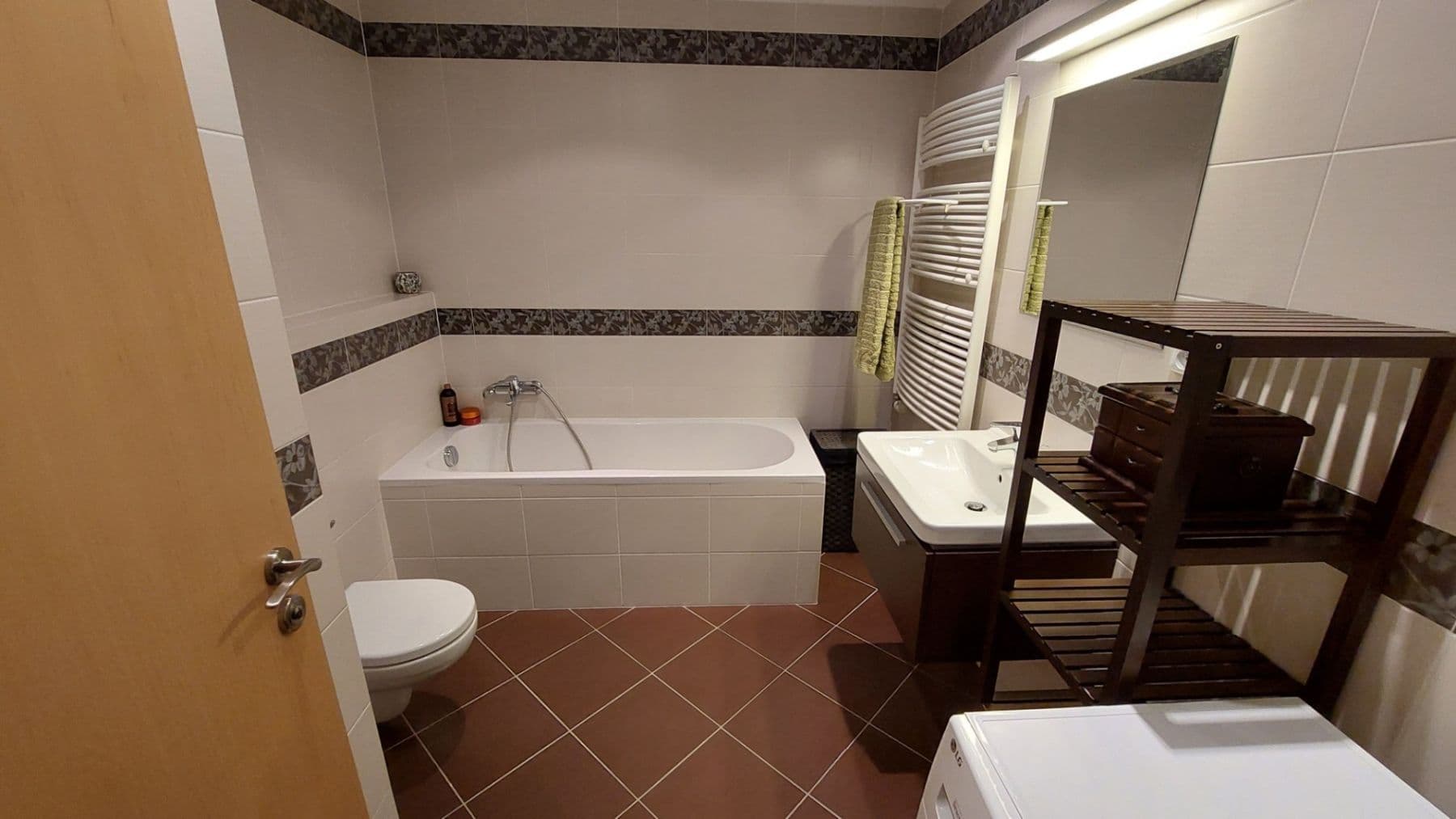 Prenájom bytu 2-izbový 51 m², Tlumačovská, Praha, Praha Prenájom bytu 2-izbový 51 m², Tlumačovská, Praha, Praha
