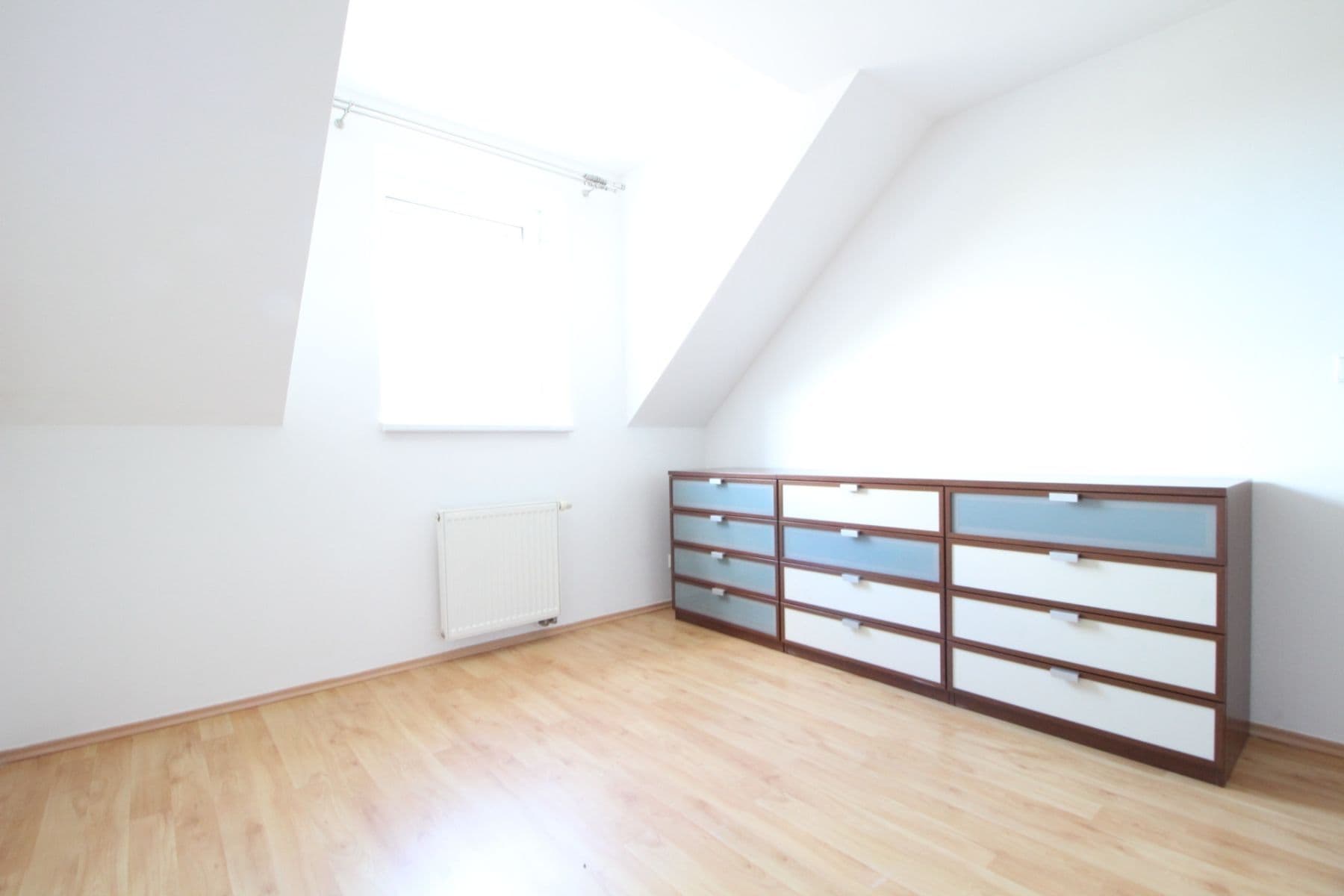 Prenájom domu 97 m², pozemok 59 m², Martinská, Kolín, Středočeský kraj Prenájom domu 97 m², pozemok 59 m², Martinská, Kolín, Středočeský kraj