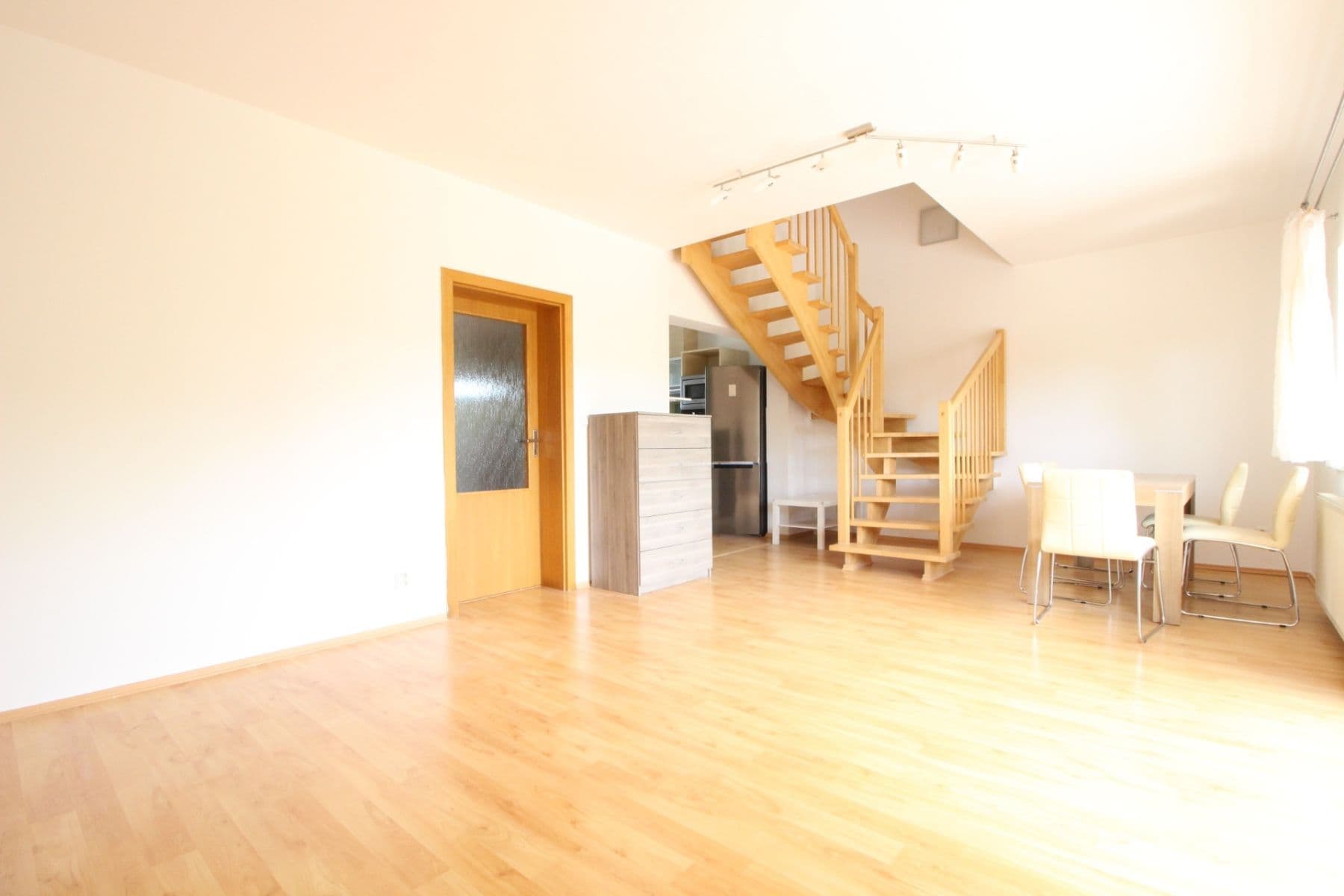 Prenájom domu 97 m², pozemok 59 m², Martinská, Kolín, Středočeský kraj Prenájom domu 97 m², pozemok 59 m², Martinská, Kolín, Středočeský kraj
