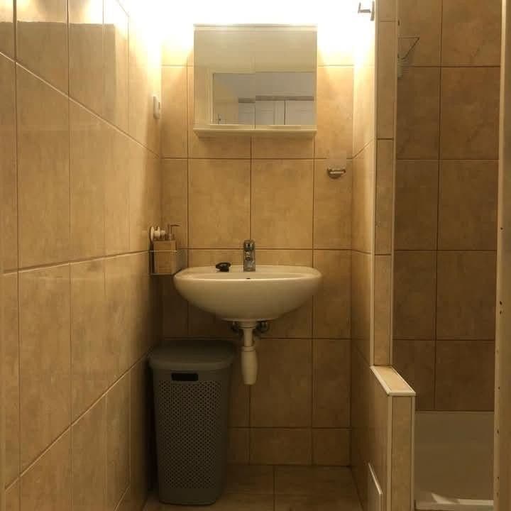 Prenájom bytu 1-izbový 39 m², Donnerova, Karlova Ves, Bratislavský kraj Prenájom bytu 1-izbový 39 m², Donnerova, Karlova Ves, Bratislavský kraj