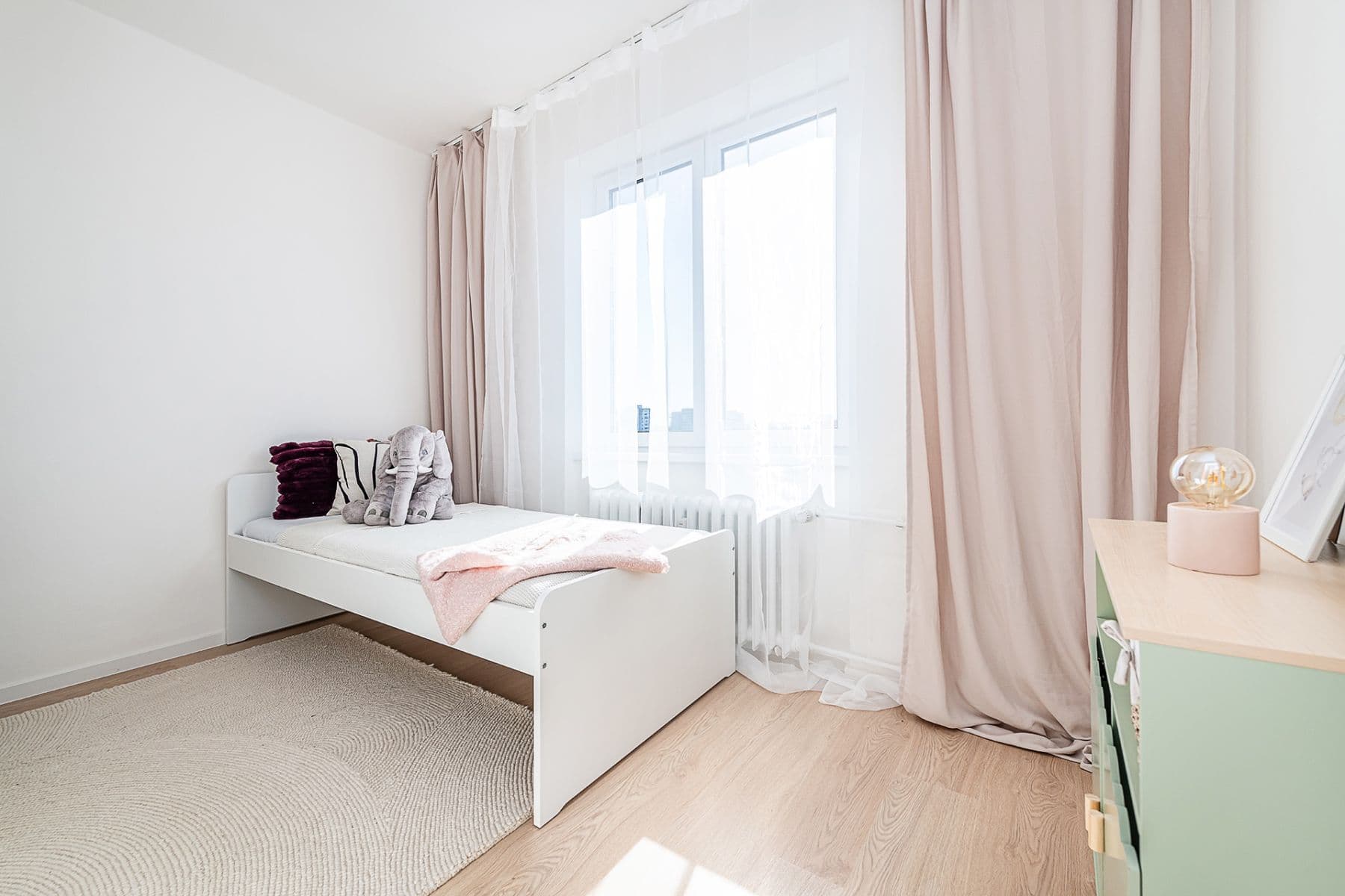 Predaj bytu 3-izbový 55 m², K Louži, Praha, Praha Predaj bytu 3-izbový 55 m², K Louži, Praha, Praha