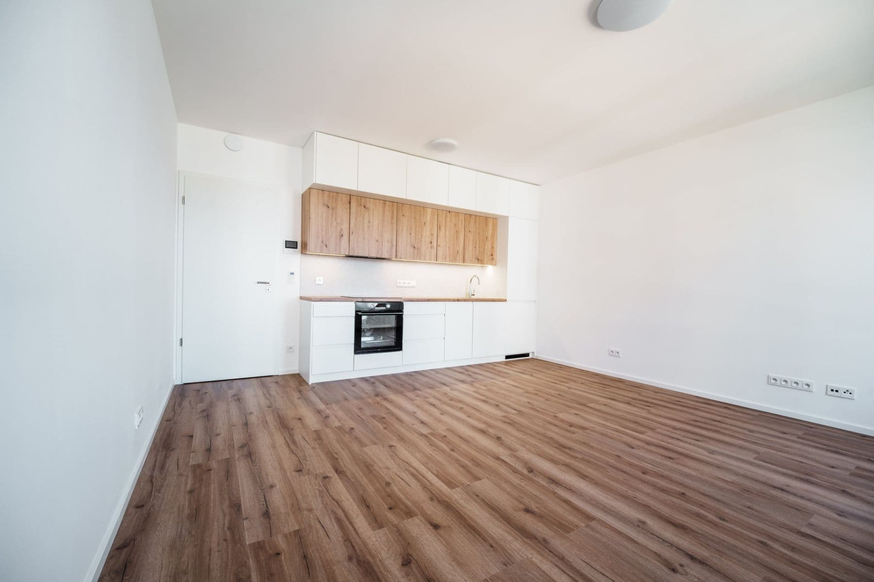 Prenájom bytu 2-izbový 54 m², U Engerthu, Kladno, Středočeský kraj Prenájom bytu 2-izbový 54 m², U Engerthu, Kladno, Středočeský kraj