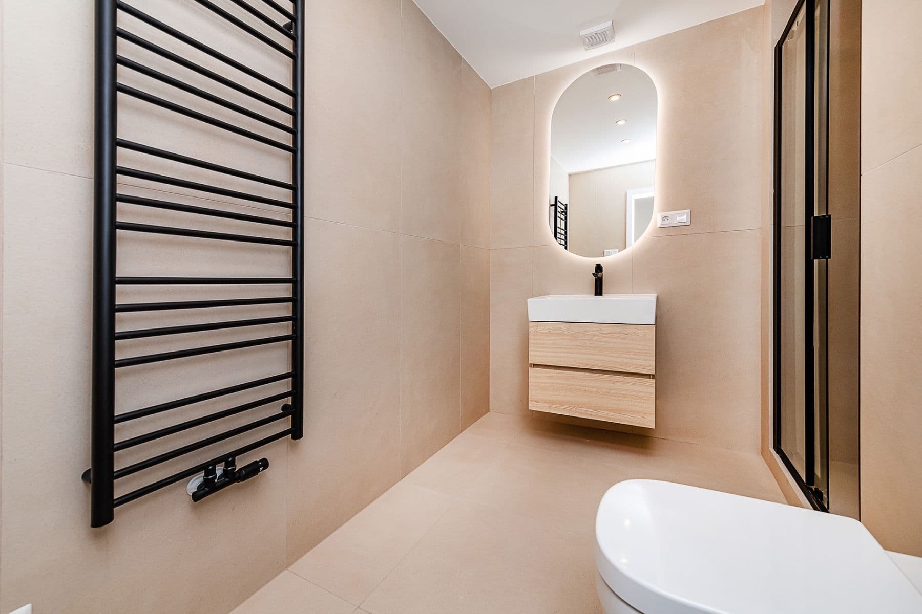 Predaj bytu 3-izbový 75 m², Hradeckých, Praha, Praha Predaj bytu 3-izbový 75 m², Hradeckých, Praha, Praha