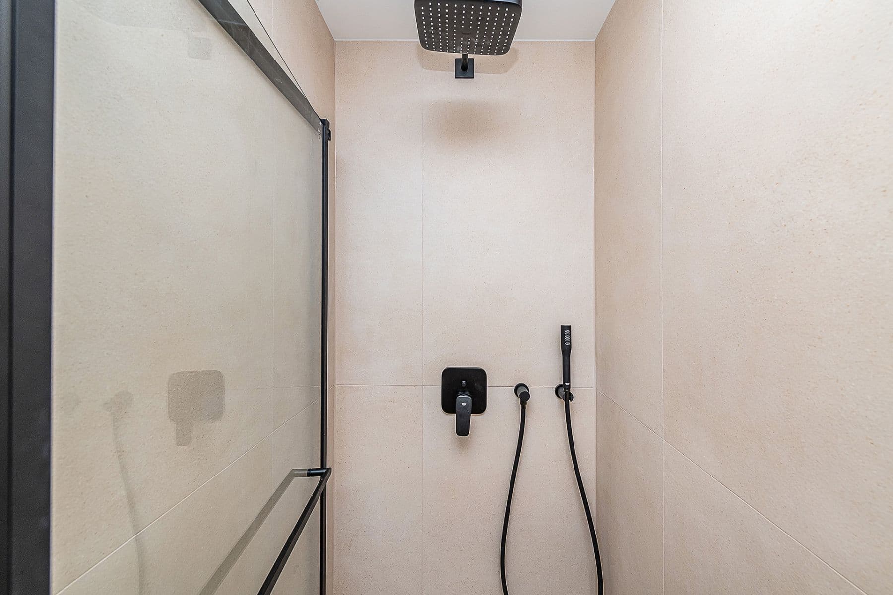 Predaj bytu 3-izbový 75 m², Hradeckých, Praha, Praha Predaj bytu 3-izbový 75 m², Hradeckých, Praha, Praha