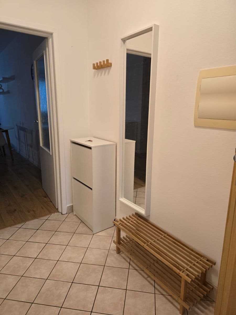 Prenájom bytu Garsoniéra 43 m², Papraďová, Ružinov, Bratislavský kraj Prenájom bytu Garsoniéra 43 m², Papraďová, Ružinov, Bratislavský kraj