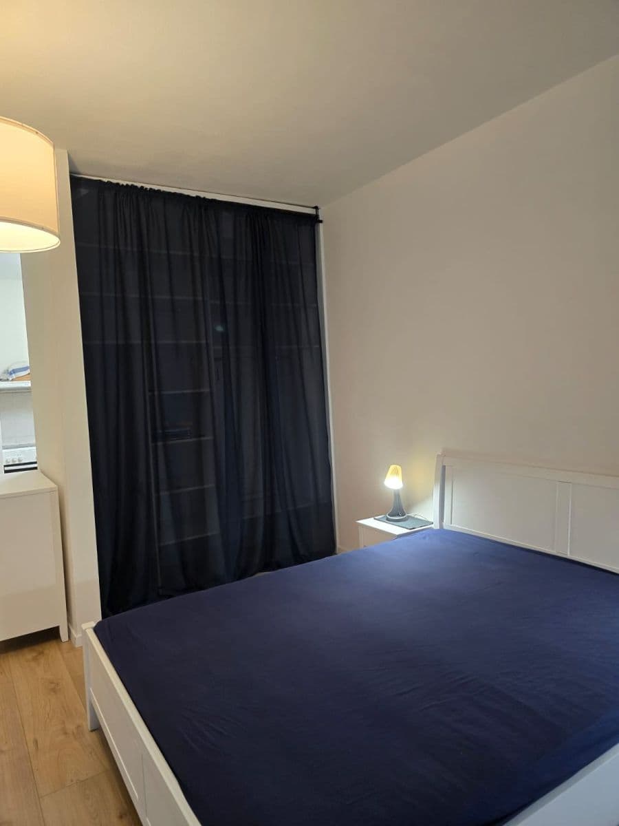Prenájom bytu Garsoniéra 43 m², Papraďová, Ružinov, Bratislavský kraj Prenájom bytu Garsoniéra 43 m², Papraďová, Ružinov, Bratislavský kraj