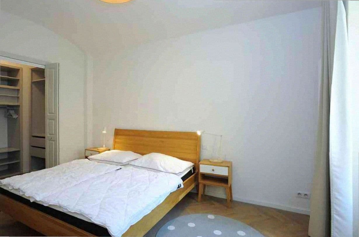 Prenájom bytu 2-izbový 84 m², Žatecká, Praha, Praha Prenájom bytu 2-izbový 84 m², Žatecká, Praha, Praha