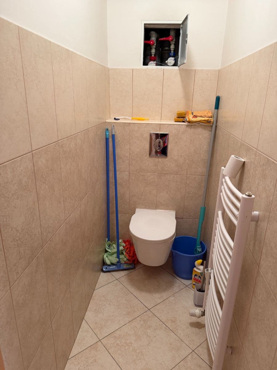 Prenájom bytu 2-izbový 51 m², Na Neklance, Praha, Praha Prenájom bytu 2-izbový 51 m², Na Neklance, Praha, Praha