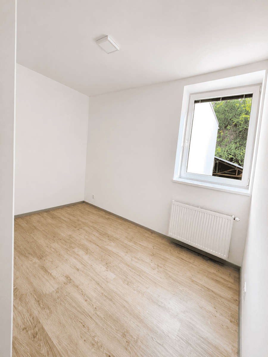 Prenájom bytu 4-izbový 62 m², Žižkova, Nový Knín, Středočeský kraj Prenájom bytu 4-izbový 62 m², Žižkova, Nový Knín, Středočeský kraj