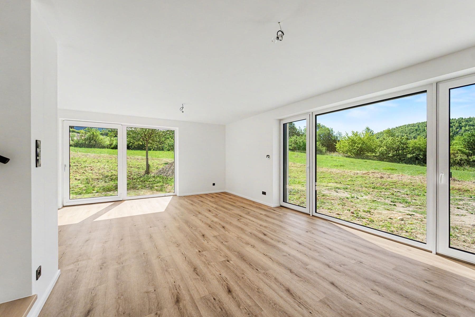 Predaj domu 102 m², pozemok 421 m², Pecínovská, Nové Strašecí, Středočeský kraj Predaj domu 102 m², pozemok 421 m², Pecínovská, Nové Strašecí, Středočeský kraj