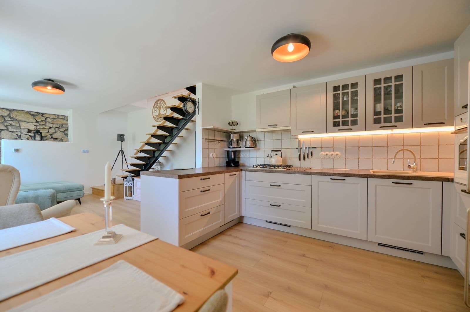 Predaj domu 117 m², pozemok 287 m², Pod Kopcem, Křemže, Jihočeský kraj Predaj domu 117 m², pozemok 287 m², Pod Kopcem, Křemže, Jihočeský kraj