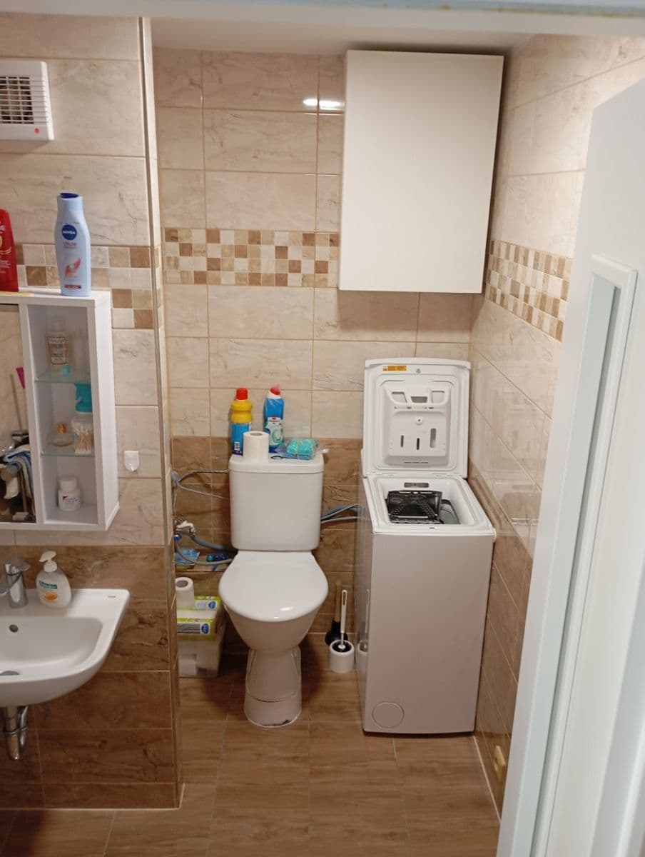 Prenájom bytu 1-izbový 34 m², Sídliště Míru, Podbořany, Ústecký kraj Prenájom bytu 1-izbový 34 m², Sídliště Míru, Podbořany, Ústecký kraj