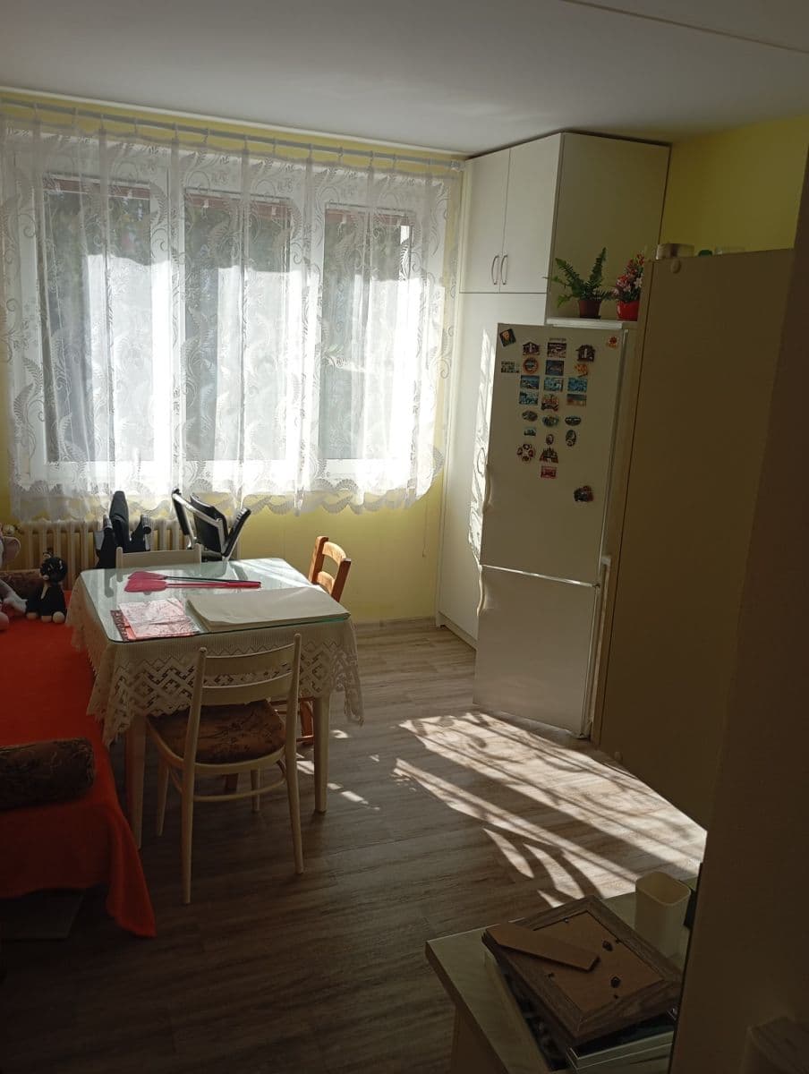 Prenájom bytu 1-izbový 34 m², Sídliště Míru, Podbořany, Ústecký kraj Prenájom bytu 1-izbový 34 m², Sídliště Míru, Podbořany, Ústecký kraj