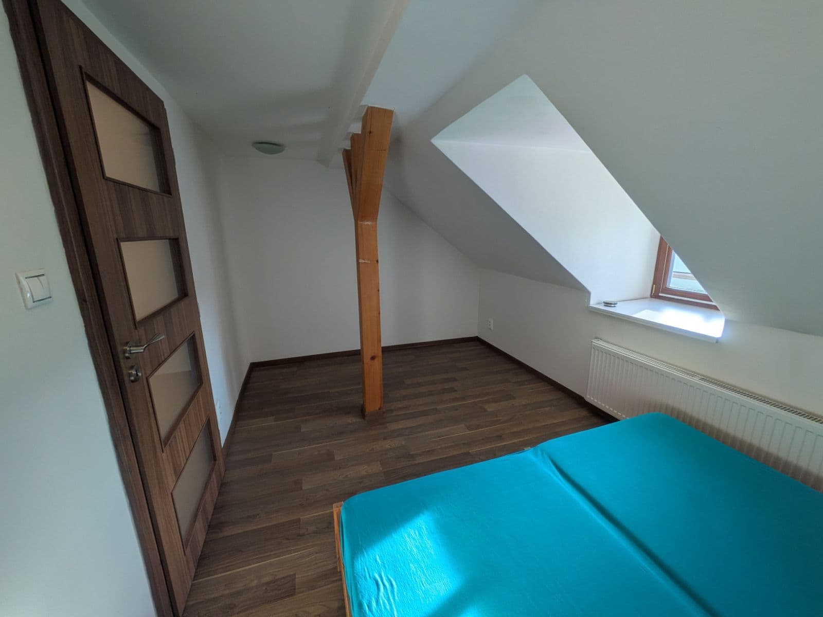 Prenájom bytu 3-izbový 100 m², 8. března, Liberec, Liberecký kraj Prenájom bytu 3-izbový 100 m², 8. března, Liberec, Liberecký kraj