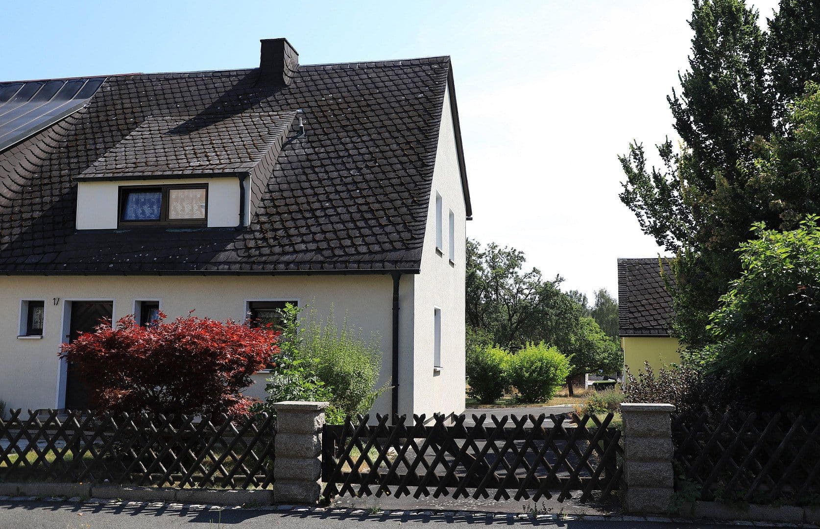 Predaj domu 106 m², pozemok 842 m², Rehau, Bavorsko Predaj domu 106 m², pozemok 842 m², Rehau, Bavorsko