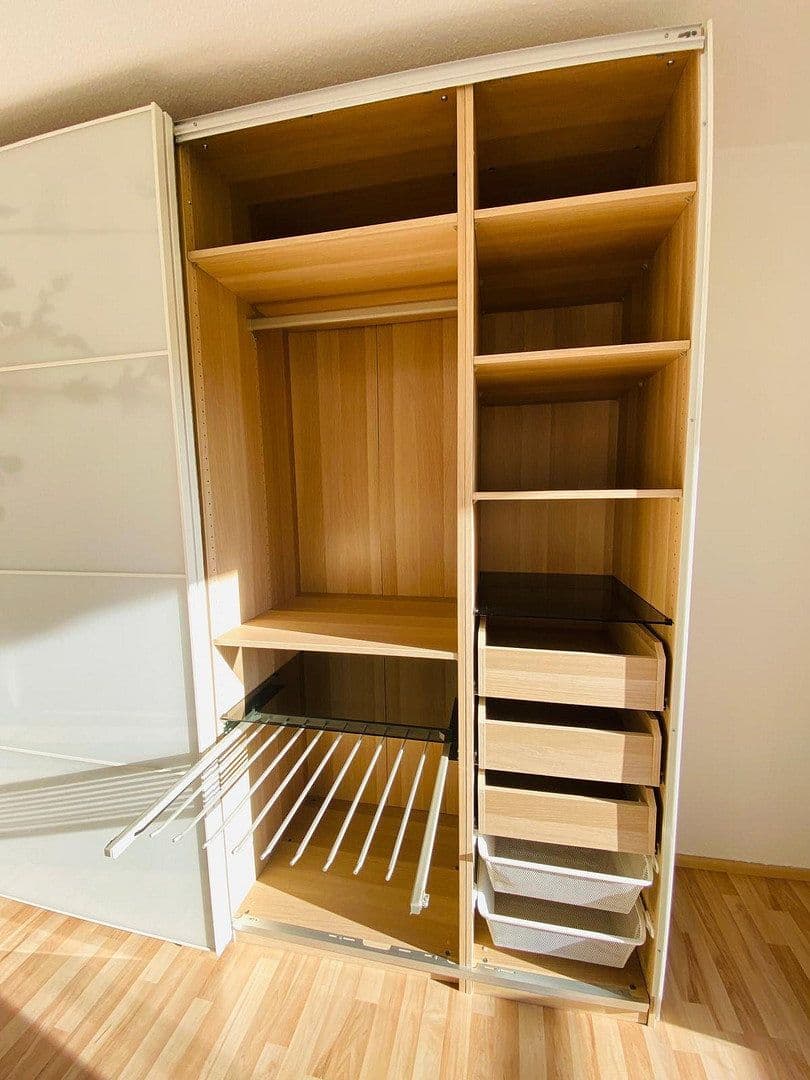 Prenájom bytu 3-izbový 89 m², Johanneskirchner Straße 138, München, Bavorsko Prenájom bytu 3-izbový 89 m², Johanneskirchner Straße 138, München, Bavorsko