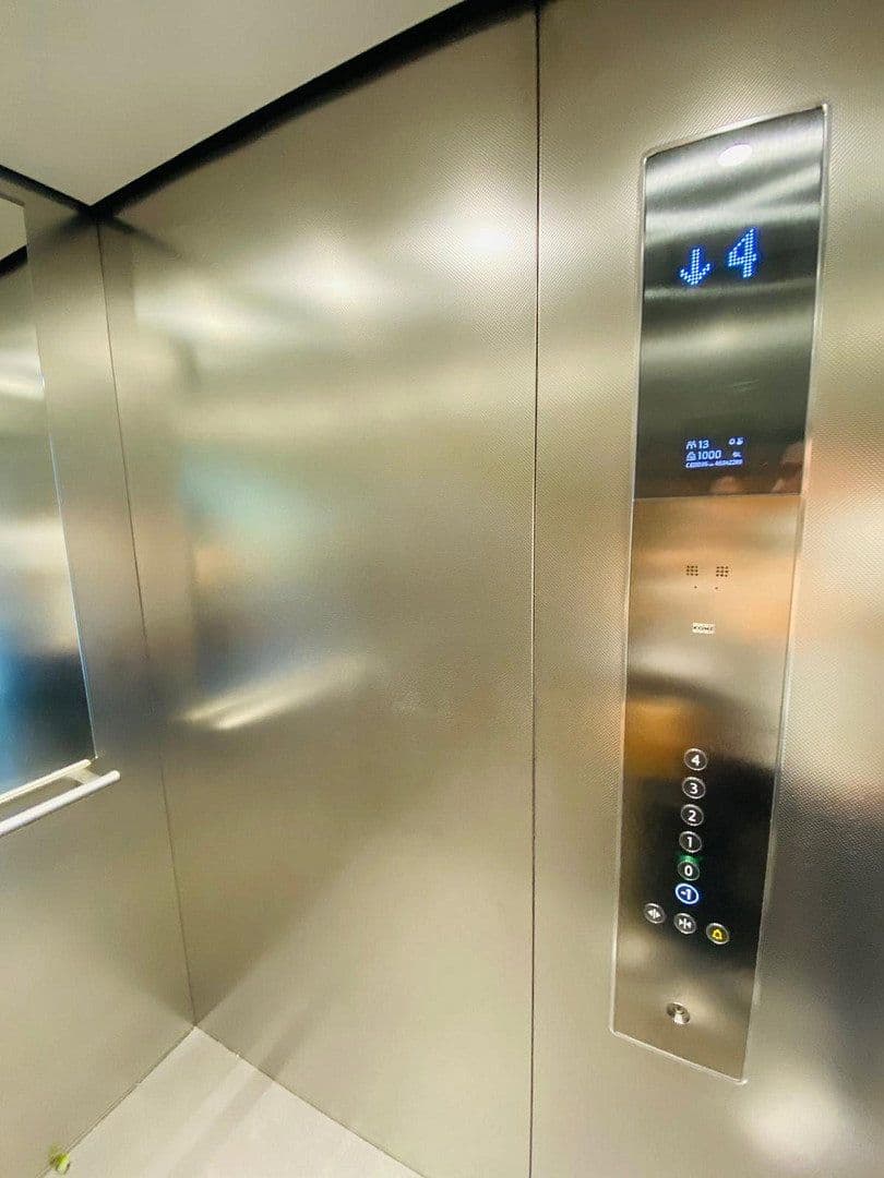 Prenájom bytu 3-izbový 89 m², Johanneskirchner Straße 138, München, Bavorsko Prenájom bytu 3-izbový 89 m², Johanneskirchner Straße 138, München, Bavorsko