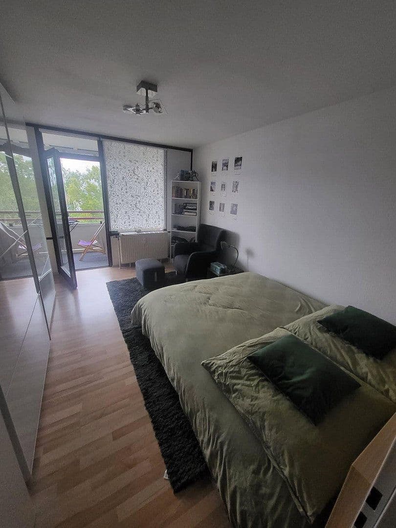 Prenájom bytu 3-izbový 89 m², Johanneskirchner Straße 138, München, Bavorsko Prenájom bytu 3-izbový 89 m², Johanneskirchner Straße 138, München, Bavorsko