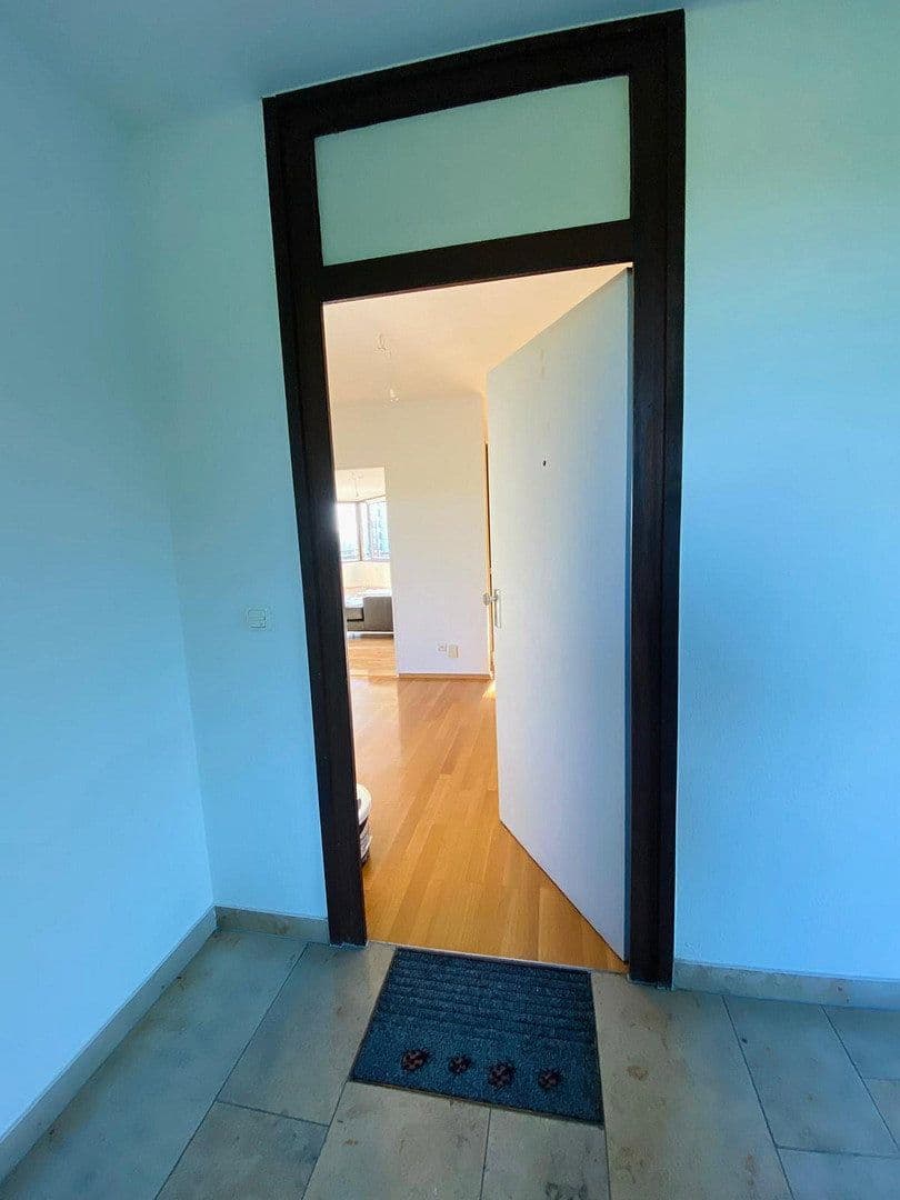 Prenájom bytu 3-izbový 89 m², Johanneskirchner Straße 138, München, Bavorsko Prenájom bytu 3-izbový 89 m², Johanneskirchner Straße 138, München, Bavorsko