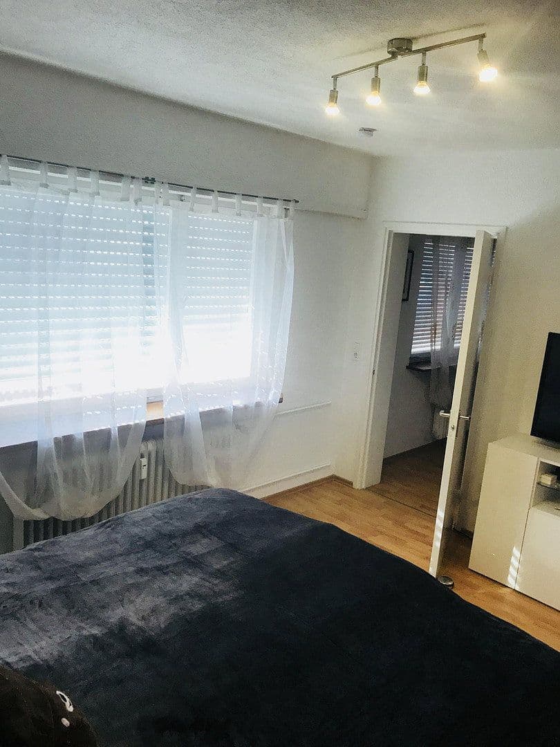 Prenájom bytu 3-izbový 60 m², Lörrach, Bádensko-Wurttembersko Prenájom bytu 3-izbový 60 m², Lörrach, Bádensko-Wurttembersko