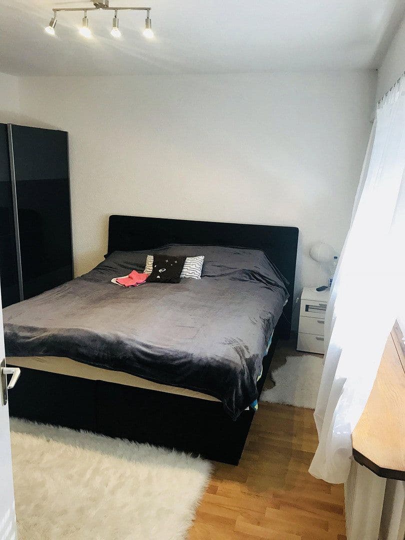 Prenájom bytu 3-izbový 60 m², Lörrach, Bádensko-Wurttembersko Prenájom bytu 3-izbový 60 m², Lörrach, Bádensko-Wurttembersko