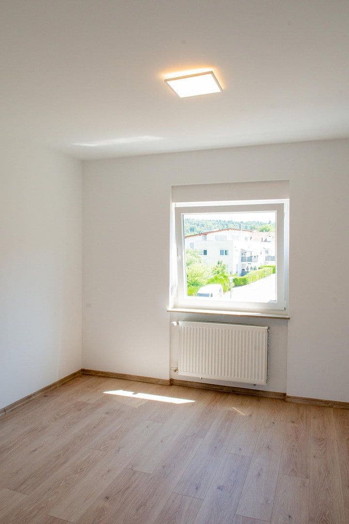 Predaj bytu 2-izbový 67 m², Pforzheim, Bádensko-Wurttembersko Predaj bytu 2-izbový 67 m², Pforzheim, Bádensko-Wurttembersko