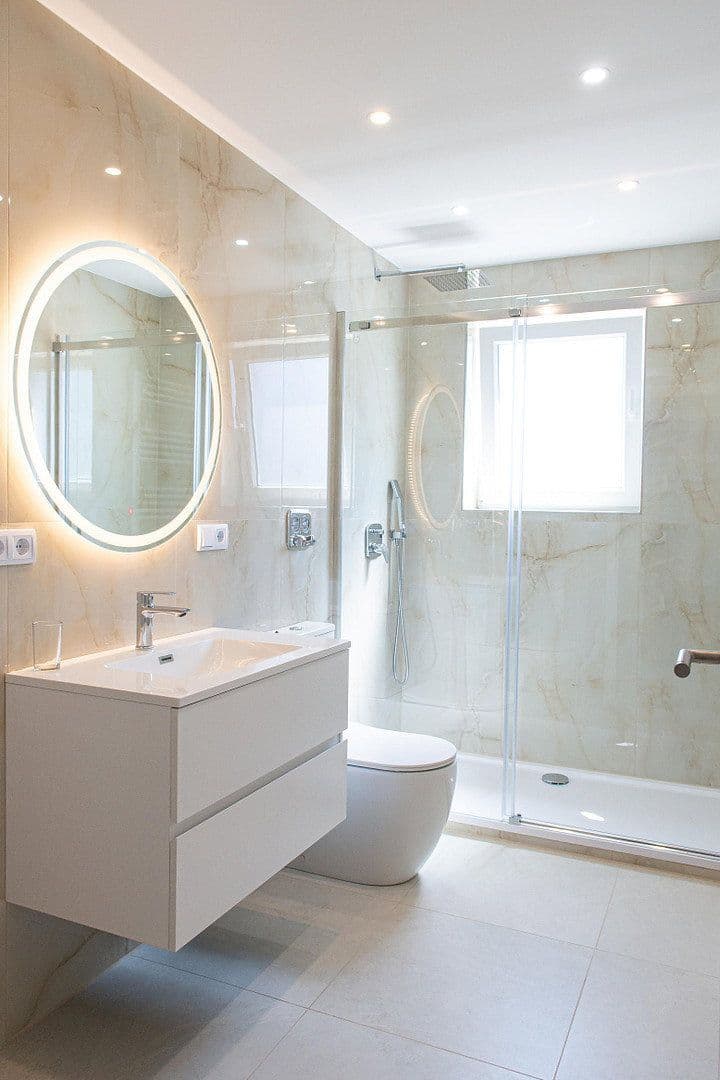 Predaj bytu 2-izbový 67 m², Pforzheim, Bádensko-Wurttembersko Predaj bytu 2-izbový 67 m², Pforzheim, Bádensko-Wurttembersko