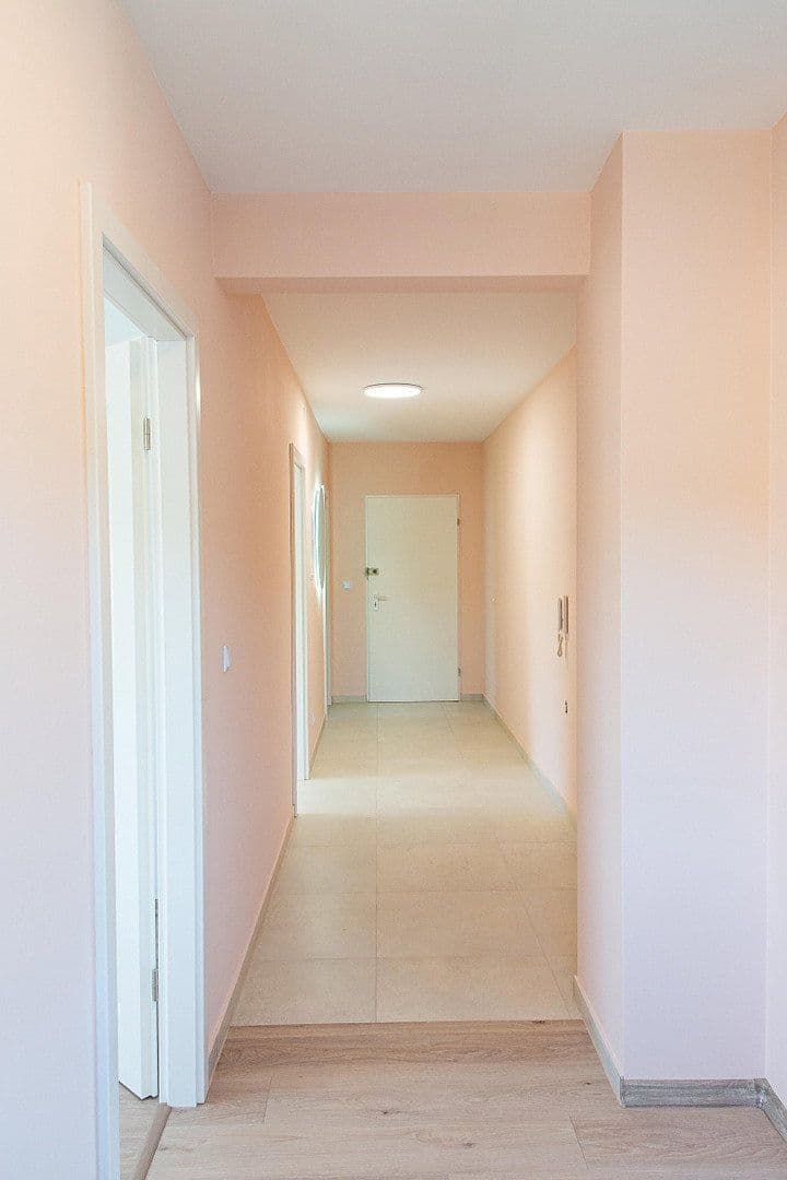 Predaj bytu 2-izbový 67 m², Pforzheim, Bádensko-Wurttembersko Predaj bytu 2-izbový 67 m², Pforzheim, Bádensko-Wurttembersko