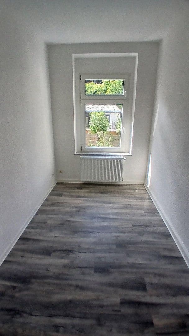 Prenájom bytu 3-izbový 89 m², Voswinckelstraße 23, Wuppertal, Severné Porýnie - Westfálsko Prenájom bytu 3-izbový 89 m², Voswinckelstraße 23, Wuppertal, Severné Porýnie - Westfálsko