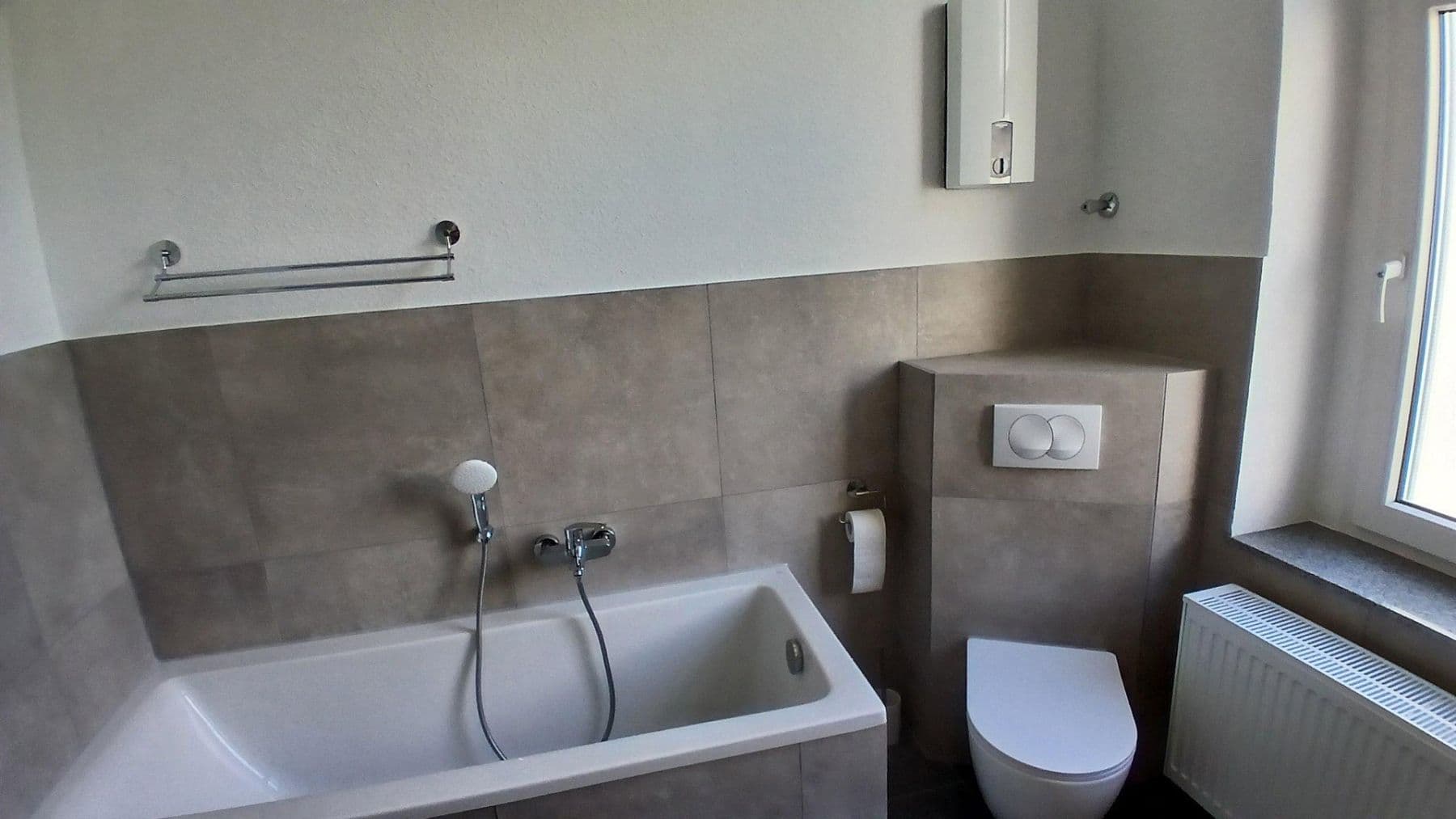 Prenájom bytu 3-izbový 89 m², Voswinckelstraße 23, Wuppertal, Severné Porýnie - Westfálsko Prenájom bytu 3-izbový 89 m², Voswinckelstraße 23, Wuppertal, Severné Porýnie - Westfálsko