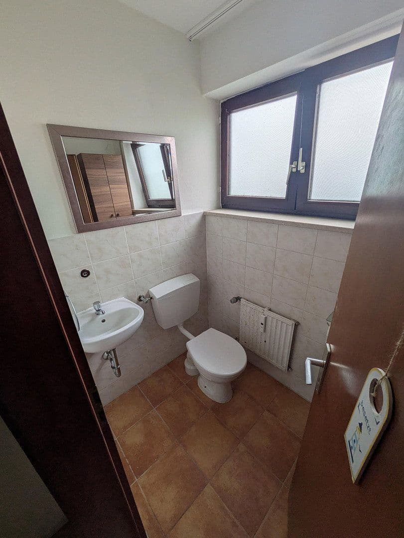 Prenájom bytu 5-izbový 124 m², Kelheim, Bavorsko Prenájom bytu 5-izbový 124 m², Kelheim, Bavorsko