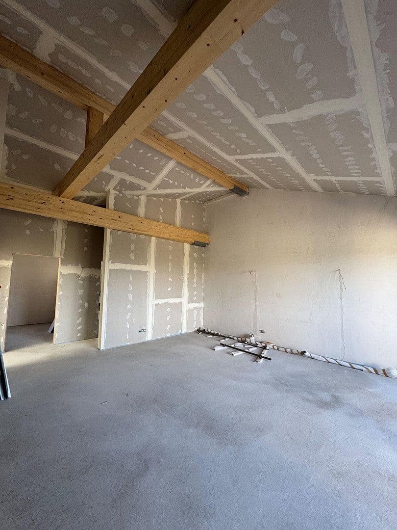 Prenájom bytu 4-izbový 99 m², Flörsheim, Hesensko Prenájom bytu 4-izbový 99 m², Flörsheim, Hesensko