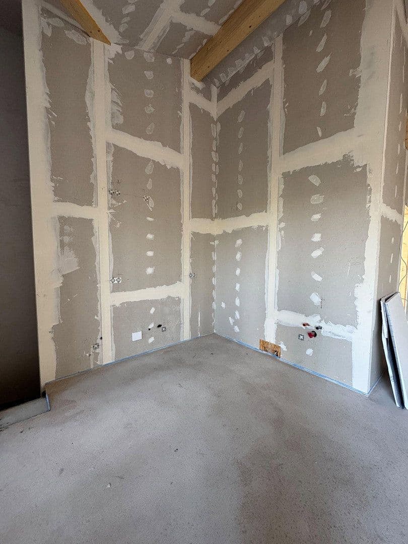 Prenájom bytu 4-izbový 99 m², Flörsheim, Hesensko Prenájom bytu 4-izbový 99 m², Flörsheim, Hesensko