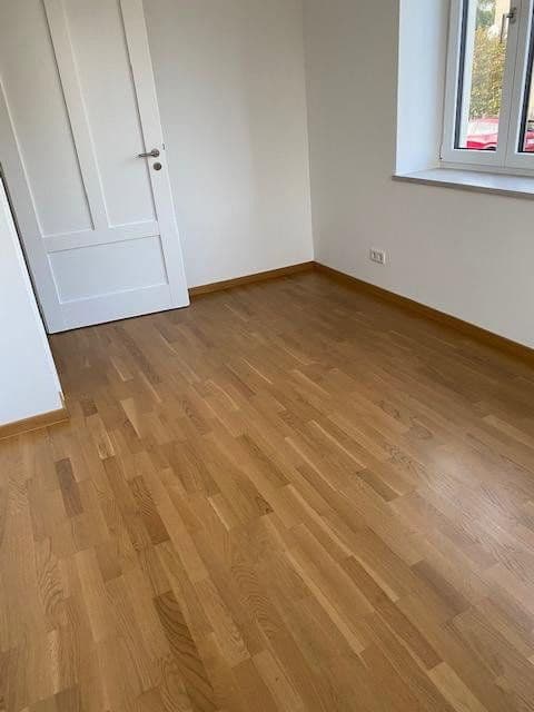 Prenájom bytu 3-izbový 120 m², Radebeul, Sasko Prenájom bytu 3-izbový 120 m², Radebeul, Sasko