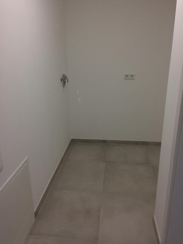 Prenájom bytu 3-izbový 120 m², Radebeul, Sasko Prenájom bytu 3-izbový 120 m², Radebeul, Sasko