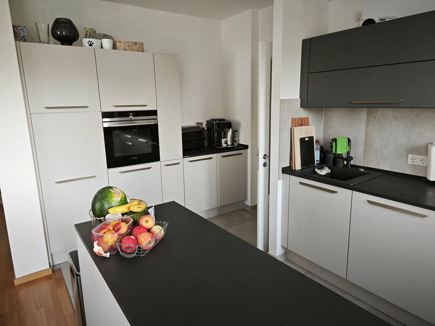 Prenájom bytu 3-izbový 120 m², Radebeul, Sasko Prenájom bytu 3-izbový 120 m², Radebeul, Sasko