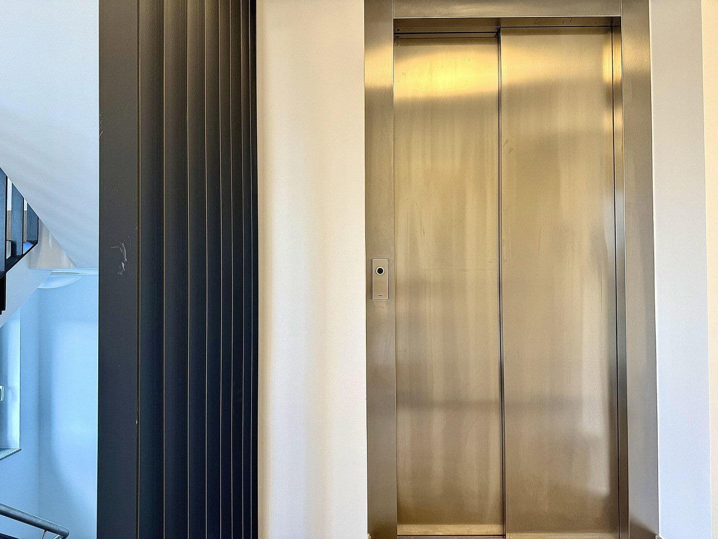 Prenájom bytu 1-izbový 28 m², Berlin, Berlín Prenájom bytu 1-izbový 28 m², Berlin, Berlín