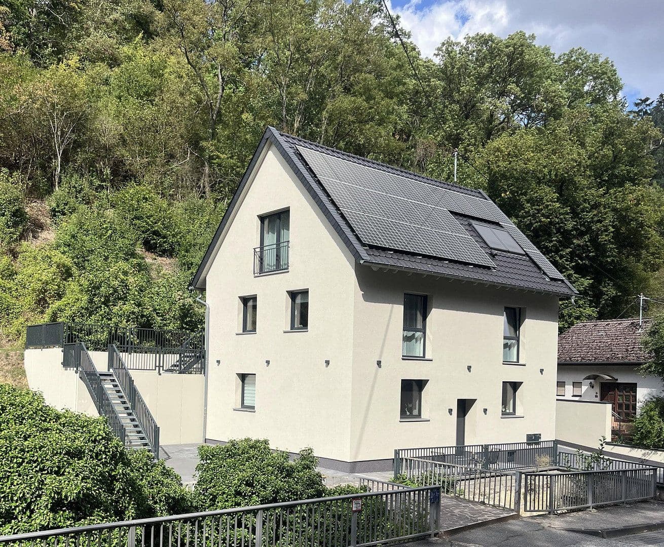 Predaj domu 192 m², pozemok 920 m², Soonwaldstr. 42, Winterburg, Porýnie-Falcko Predaj domu 192 m², pozemok 920 m², Soonwaldstr. 42, Winterburg, Porýnie-Falcko