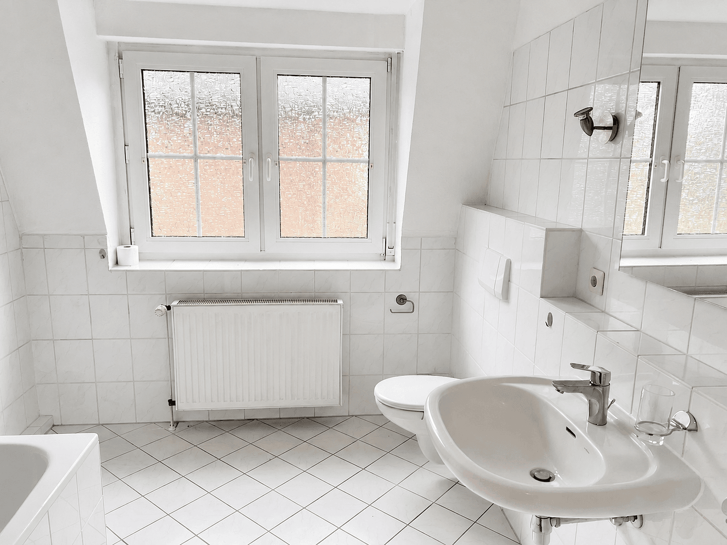 Prenájom bytu 2-izbový 77 m², Diepholz, Dolné Sasko Prenájom bytu 2-izbový 77 m², Diepholz, Dolné Sasko