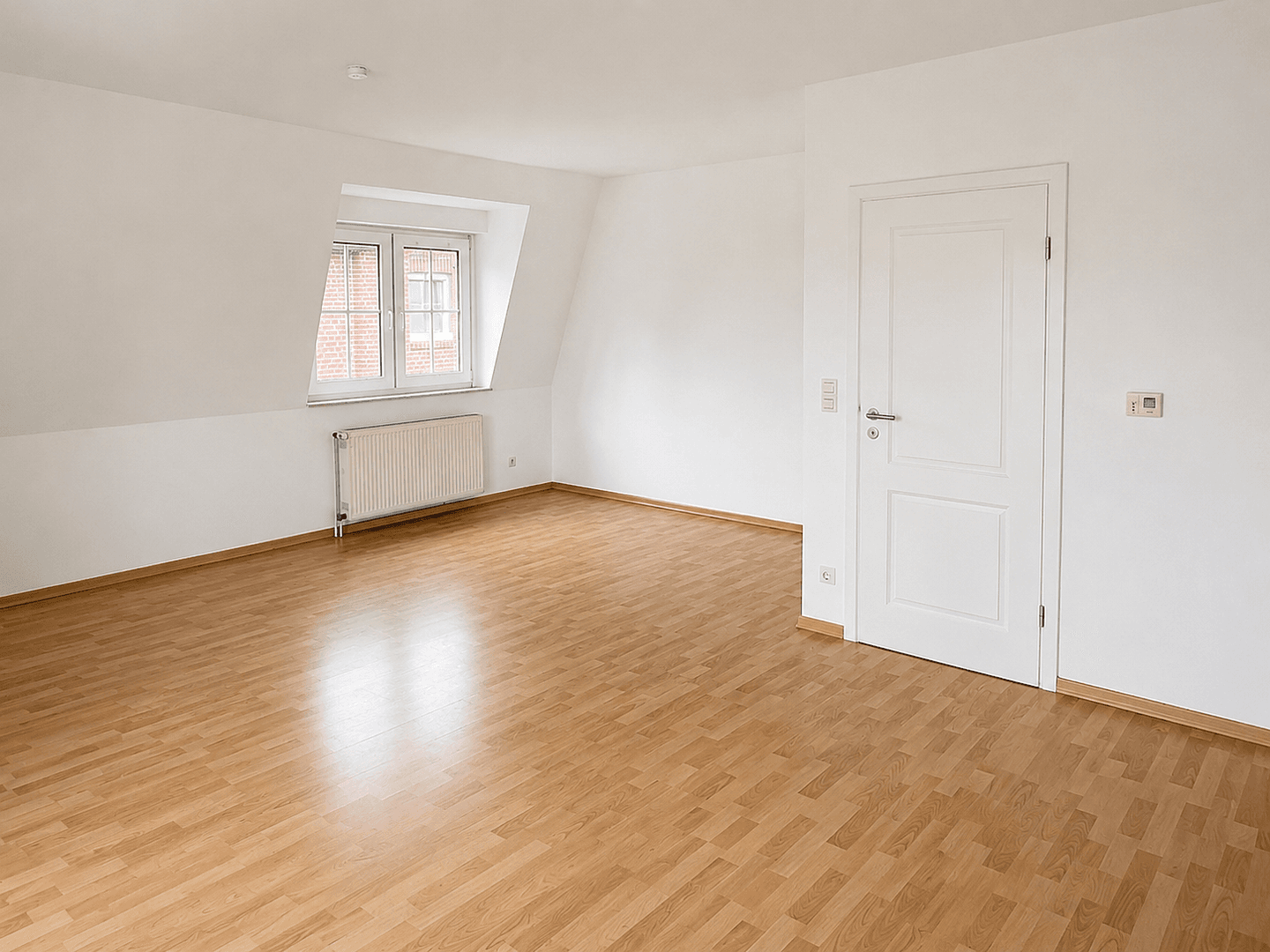 Prenájom bytu 2-izbový 77 m², Diepholz, Dolné Sasko Prenájom bytu 2-izbový 77 m², Diepholz, Dolné Sasko