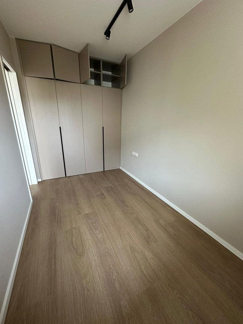 Prenájom bytu 2-izbový 50 m², Gotha-Allee 36, Berlin, Berlín Prenájom bytu 2-izbový 50 m², Gotha-Allee 36, Berlin, Berlín